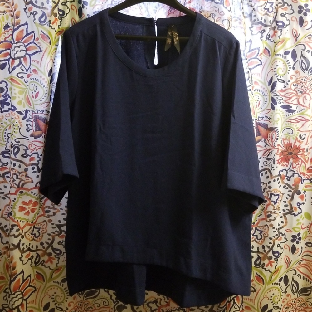Melissa McCarthy Seven high low shirt